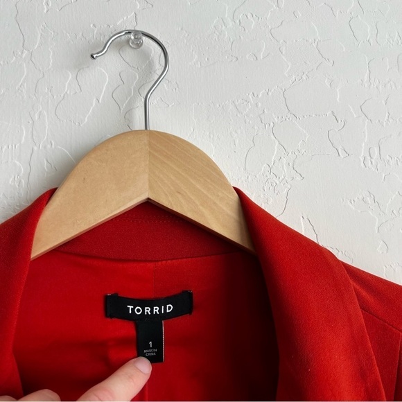 Torrid Single Breasted Boyfriend Crepe Terracotta Blazer Preppy Red - Picture 8 of 10